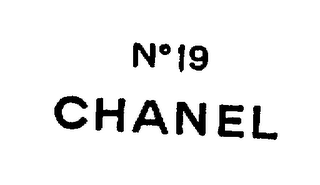 NO 19 CHANEL