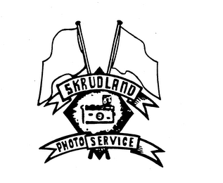 SKRUDLAND PHOTO SERVICE