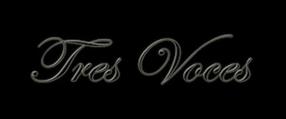 TRES VOCES