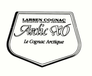 ARCTIC XO LE COGNAC ARCTIQUE LARSEN COGNAC APPELLATION COGNAC CONTROLÉE