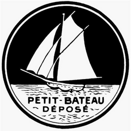 PETIT-BATEAU DÉPOSÉ