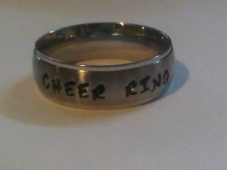 CHEER RING