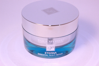 P PARA MI PEEL P ETERNA ESSENTIAL NIGHT REPAIR