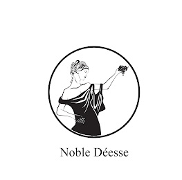 NOBLE DÉESSE