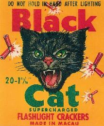 BLACK CAT DO NOT HOLD IN HAND AFTER LIGHTING 20-1 11/16 SUPERCHARGED FLASHLIGHT CRACKERS MADE IN MACAU