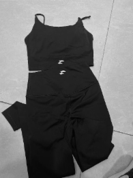 THE "PRIME ELITE" LOGO PROMINENTLY FEATURES THE WORDS "PRIME" AND "ELITE," CRAFTED IN A DISTINCTIVE FONT THAT CONVEYS STRENGTH AND SOPHISTICATION. EACH ELEMENT OF THE LOGO IS DESIGNED TO ENCAPSULATE THE BRAND'S COMMITMENT TO QUALITY AND PERFORMANCE.