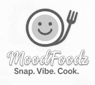 MOODFOODZ SNAP. VIBE. COOK.